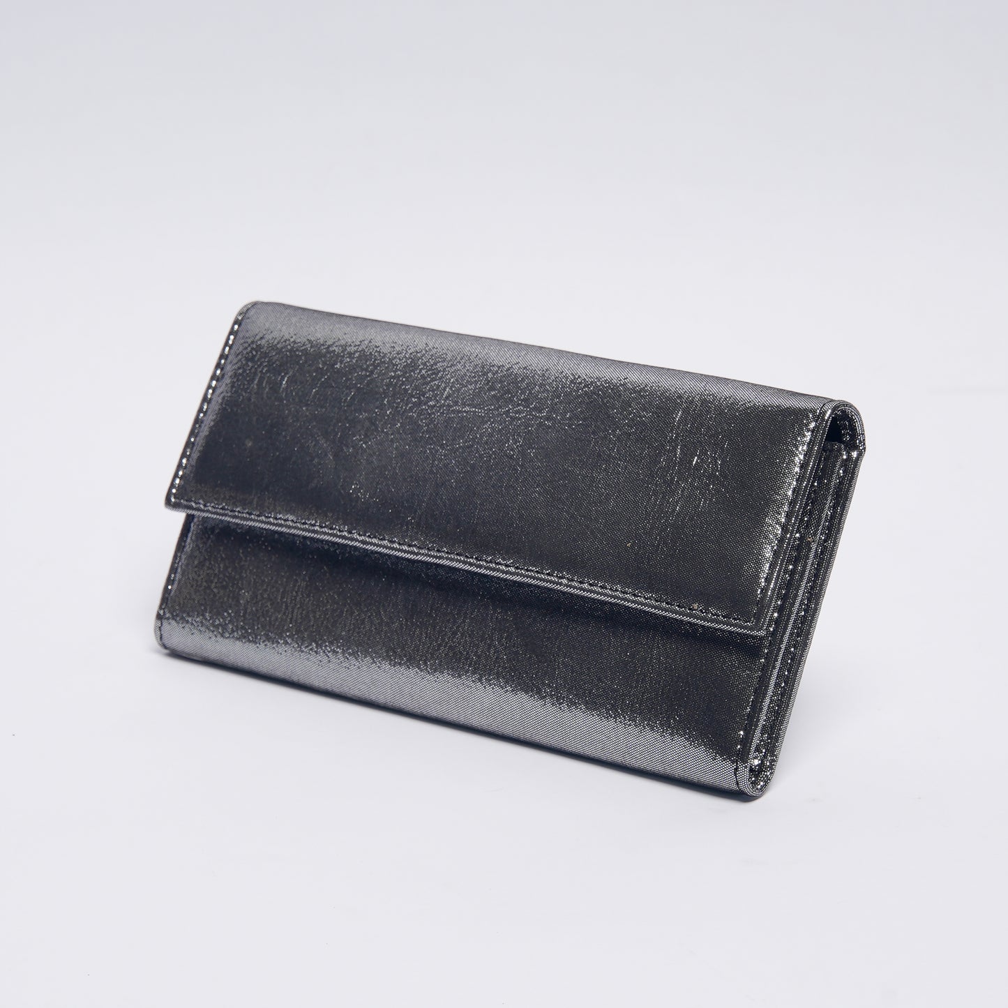 Luxe Leather Wallet Shimmering Silver