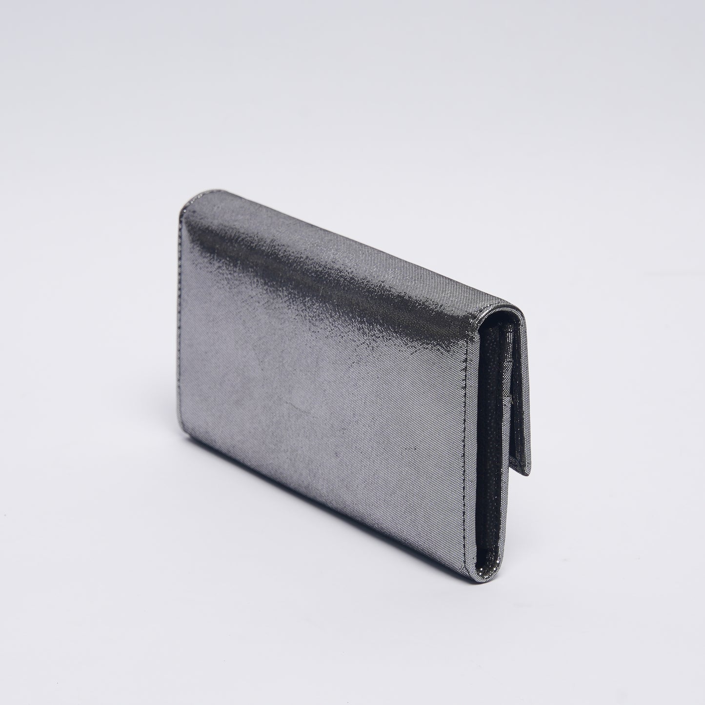 Luxe Leather Wallet Shimmering Silver